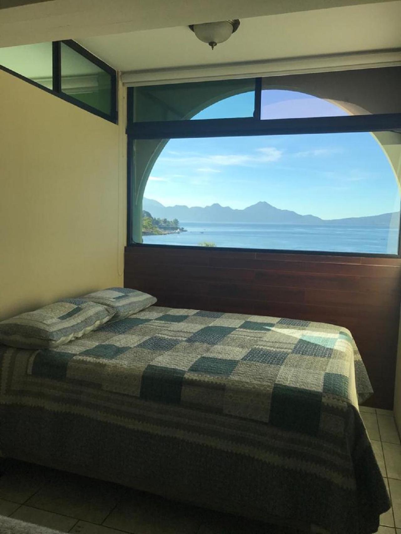 Apartamento Torres De Atitlan Panajachel Buitenkant foto