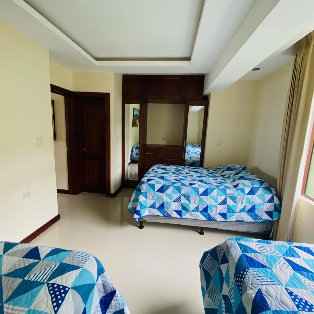 Apartamento Torres De Atitlan Panajachel Buitenkant foto