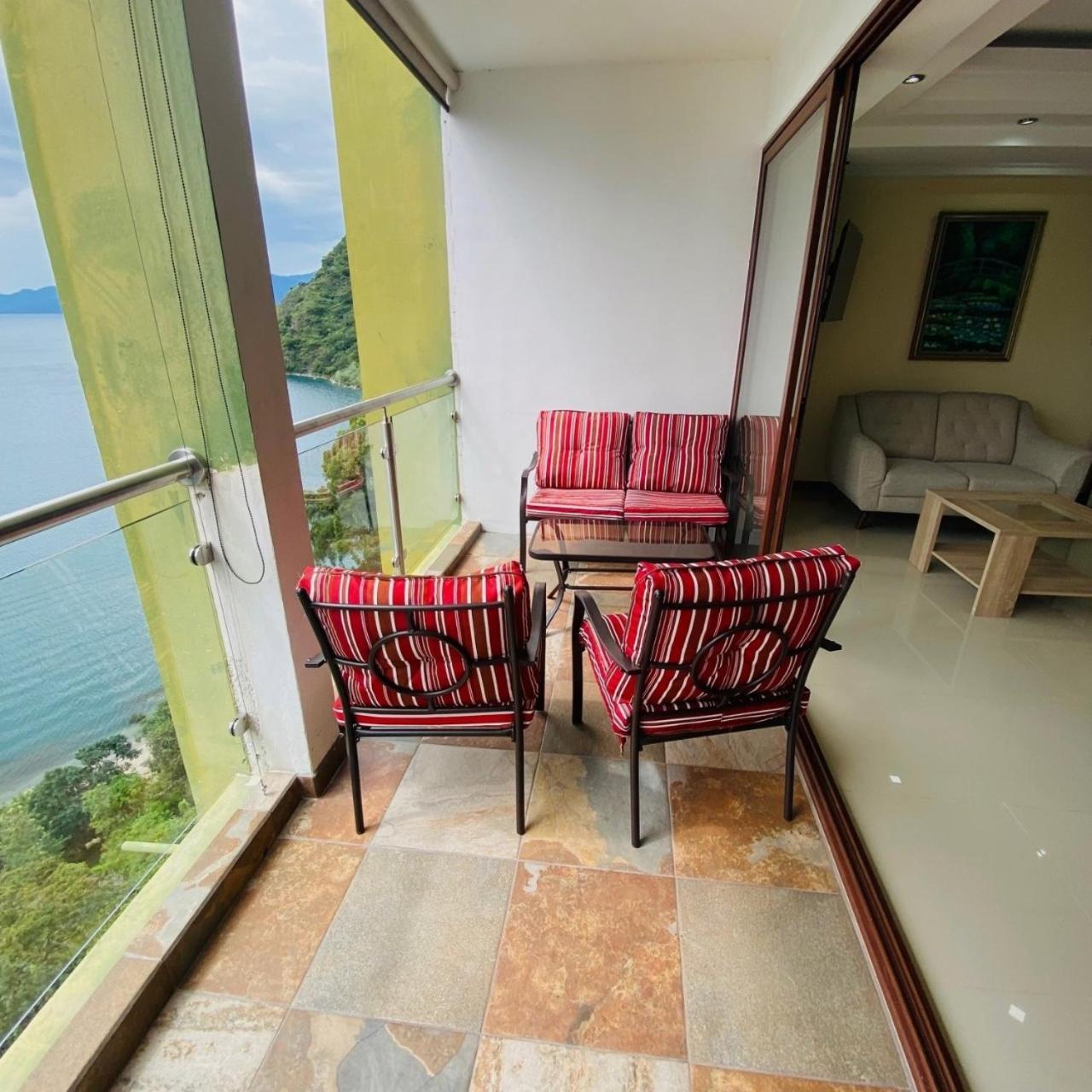 Apartamento Torres De Atitlan Panajachel Buitenkant foto